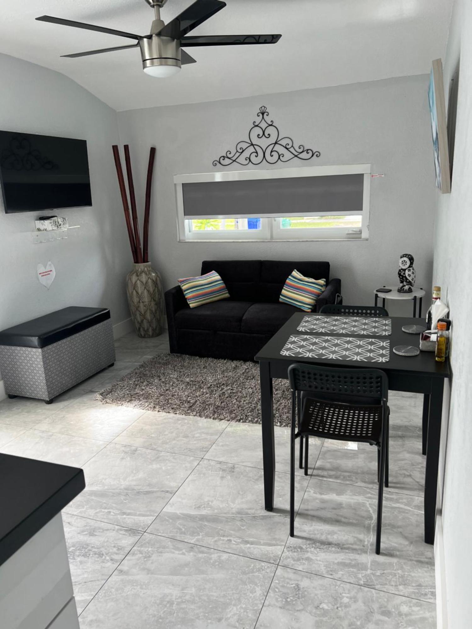 Little Gables Studio-Your Miami Escape-10Min Airport Exterior foto